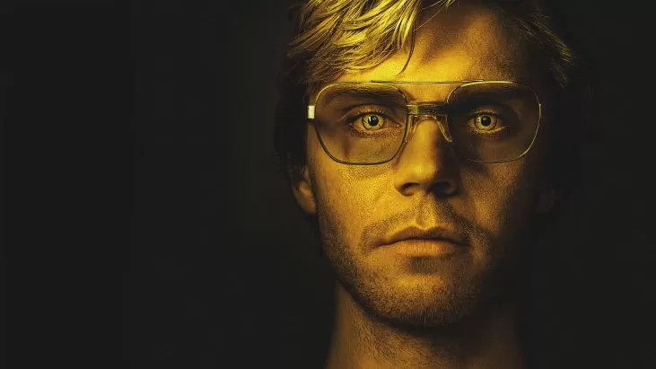 DAHMER - Canavar: Jeffrey Dahmer’in Hikayesi izle